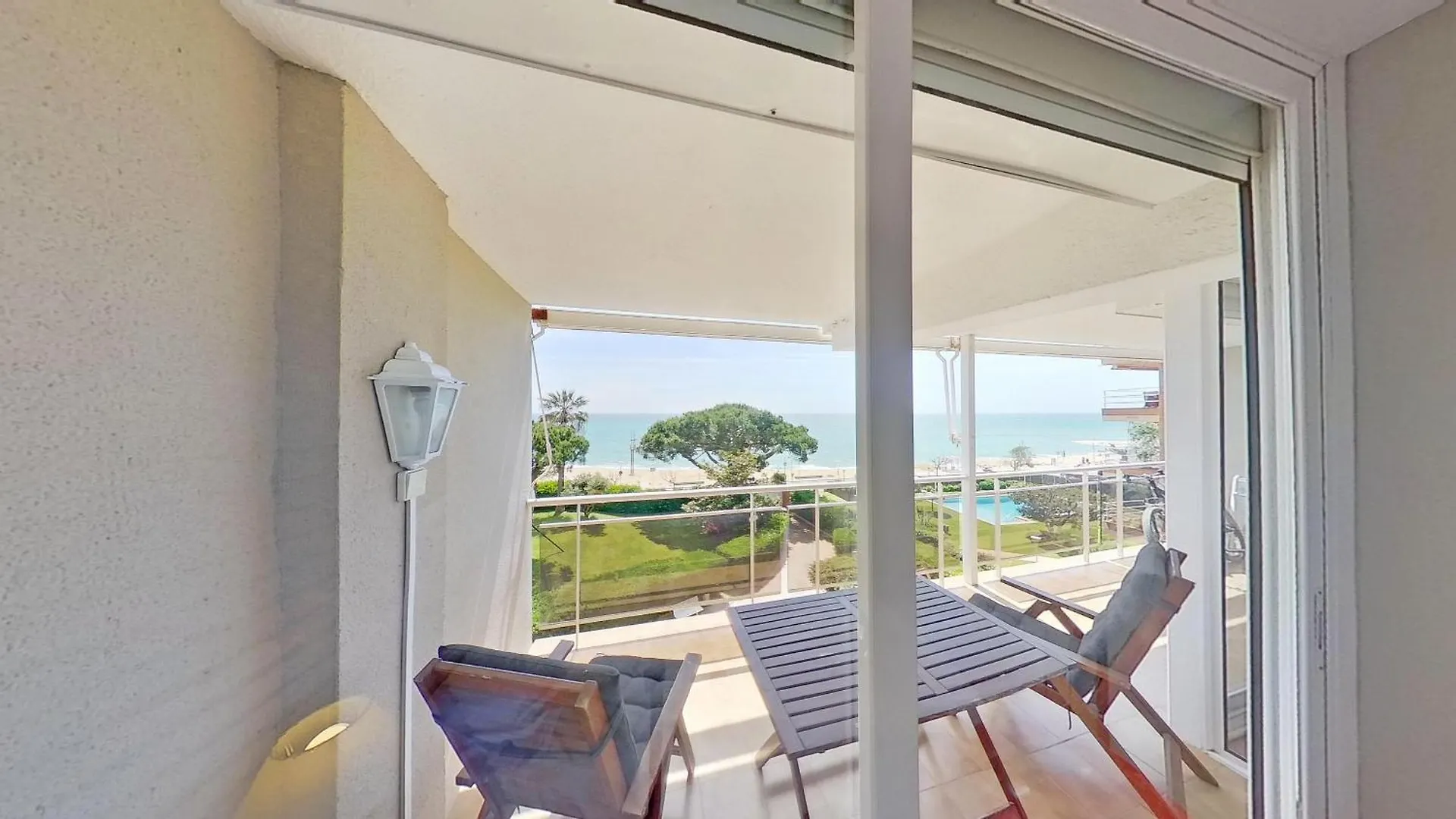 Premium Habitat De Canyelles Sant Vicenç de Montalt 0*,